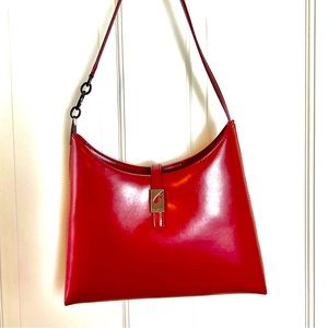 Cute little Guess bag in EUC oxblood red with gunmetal finishing